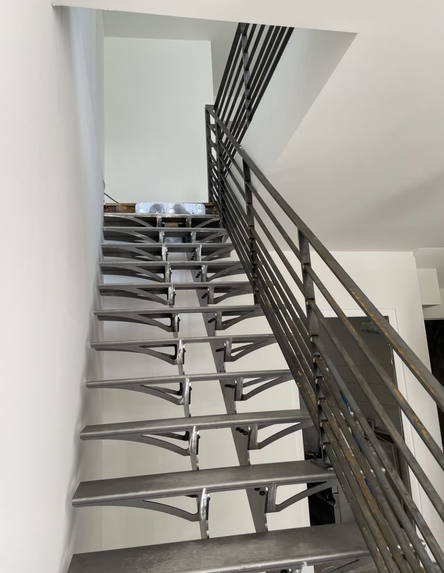 Optimisation du temps de fabrication d'escaliers en acier