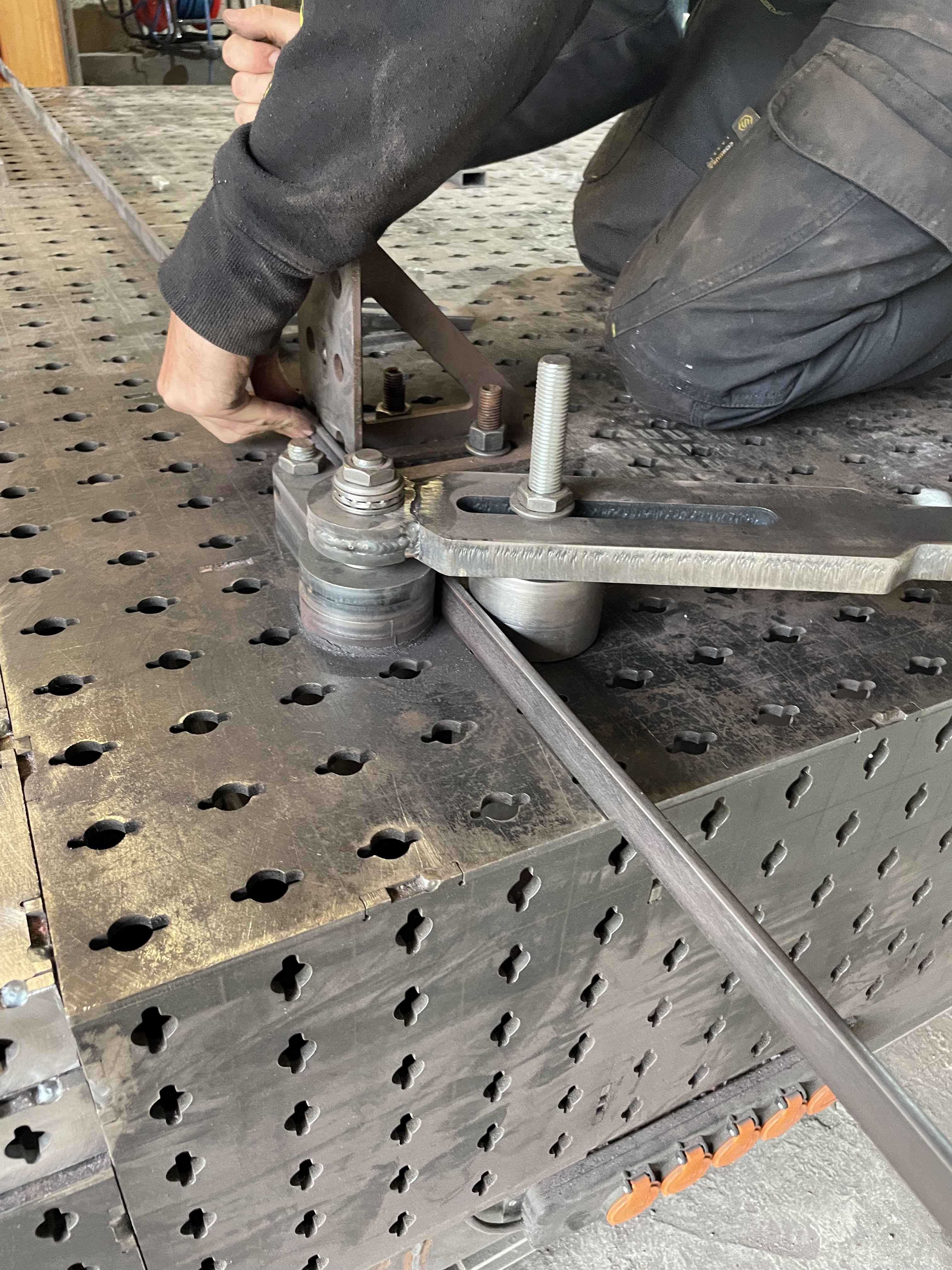 Conception et fabrication d'une cintreuse à galets manuelle